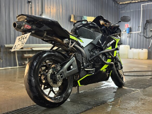 2018 Honda CBR 600RR, чёрный, 900000 рублей - вид 7