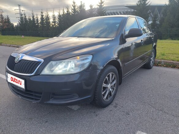 2013 Skoda Octavia II (A5) Рестайлинг, чёрный, 650000 рублей