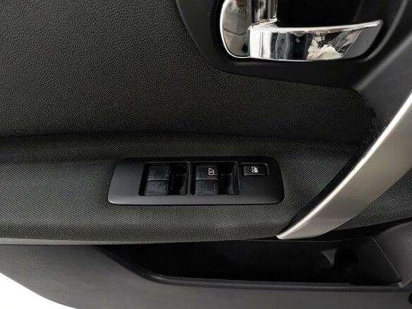 2013 Nissan Qashqai I Рестайлинг, серебристый, 900000 рублей - вид 19