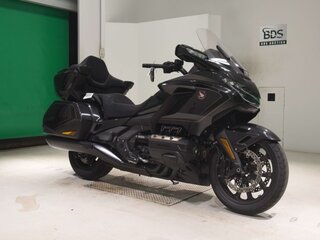2026 Honda GL 1800 Gold Wing, чёрный, 3067000 рублей, вид 3