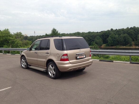 2002 Mercedes-Benz M-Класс 500 I (W163) Рестайлинг, золотистый - вид 9