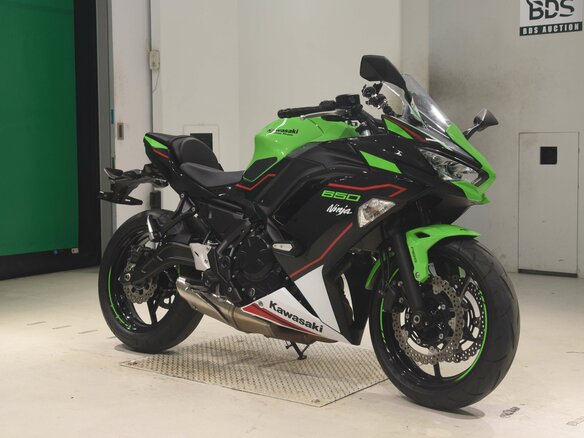 2022 Kawasaki Ninja 650, зелёный, 780000 рублей