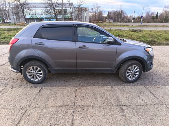 2014 SsangYong Actyon II Рестайлинг, серый, 800000 рублей