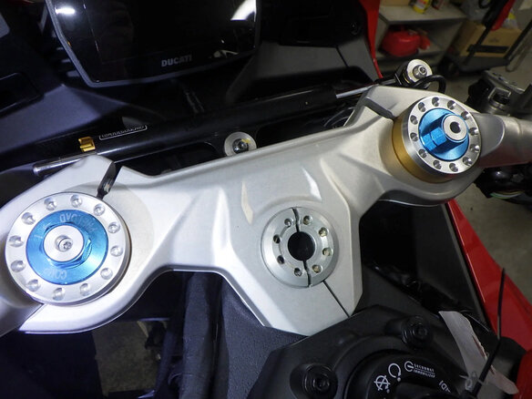 2025 Ducati Panigale V2, красный, 1725000 рублей - вид 11