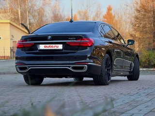 2016 BMW 7 серии Long 750Li xDrive VI (G11/G12), чёрный, 3050000 рублей, вид 5