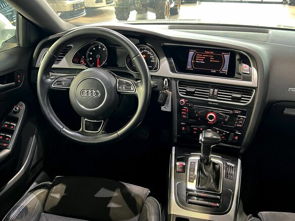 2012 Audi A5 I (8T) Рестайлинг, белый, 1600000 рублей - вид 26