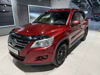 2011 Volkswagen Tiguan I, красный, 828000 рублей, вид 1