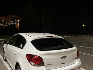 2015 Chevrolet Cruze I Рестайлинг, белый, 780000 рублей, вид 3