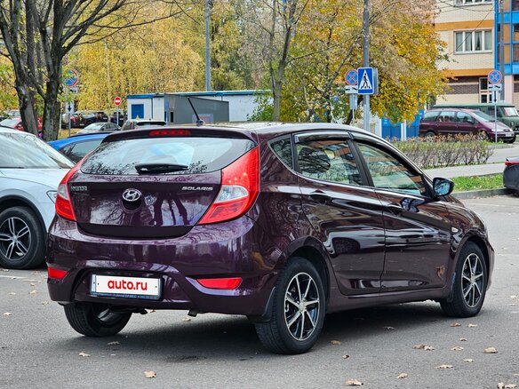 2013 Hyundai Solaris I, фиолетовый, 640000 рублей - вид 6