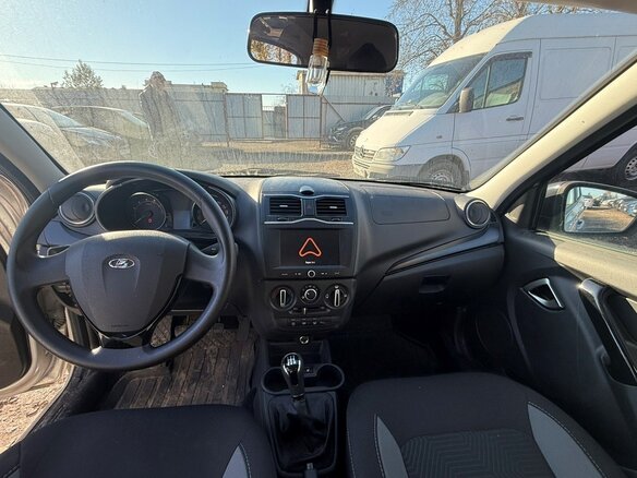 2024 Lada (ВАЗ) Granta I Рестайлинг, серебристый, 750000 рублей - вид 8