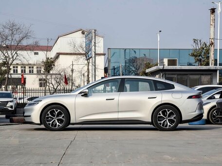 2026 Changan Qiyuan A06 51.48 kWh, серебристый, 2582900 рублей, вид 5