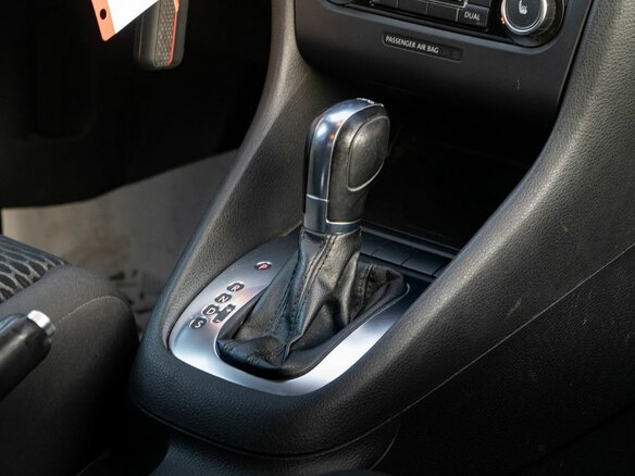 2012 Volkswagen Golf VI, чёрный, 795000 рублей - вид 25