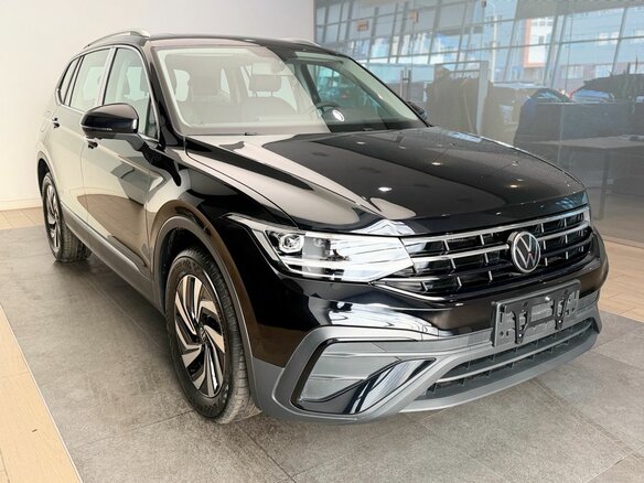 2026 Volkswagen Tiguan L II Рестайлинг (China Market), чёрный, 4450000 рублей - вид 1