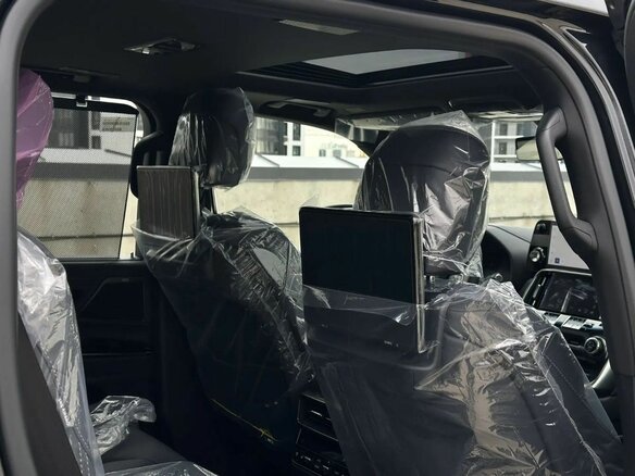 2026 Lexus LX 500d IV, чёрный, 17990000 рублей - вид 32