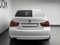 2011 BMW 3 серии 320i V (E90/E91/E92/E93) Рестайлинг, белый, 1224000 рублей - вид 3