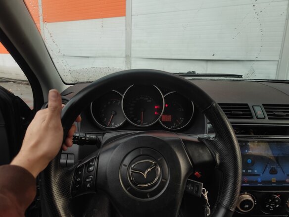 2005 Mazda 3 I (BK), чёрный, 320000 рублей - вид 10