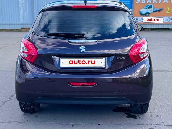 2013 Peugeot 208 I, пурпурный, 765000 рублей - вид 4