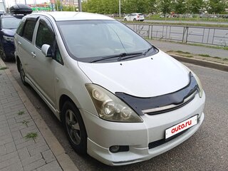 2003 Toyota Wish I, белый, 690000 рублей, вид 2