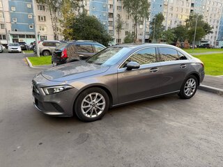 2019 Mercedes-Benz A-Класс 200 IV (W177), серый, 1950000 рублей, вид 3