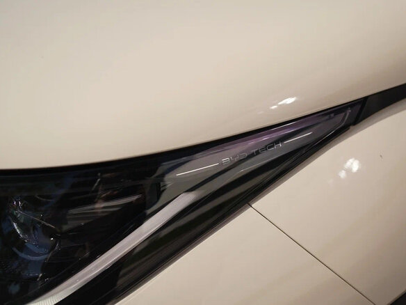 2025 BYD Dolphin 44.9 kWh I, бежевый, 1450000 рублей - вид 8