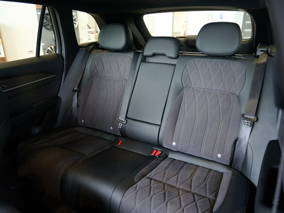 2026 Geely Monjaro I, чёрный, 4954990 рублей - вид 27