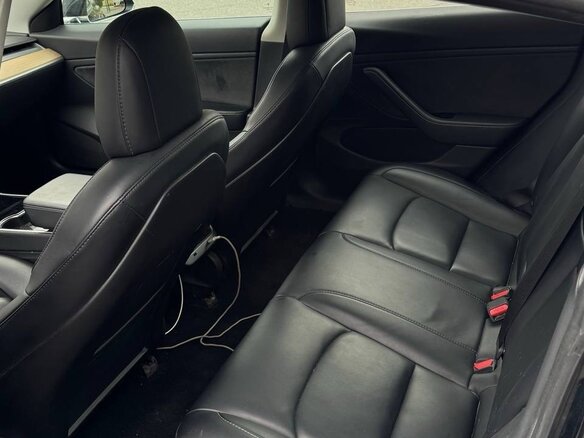 2018 Tesla Model 3 Performance I, чёрный - вид 7