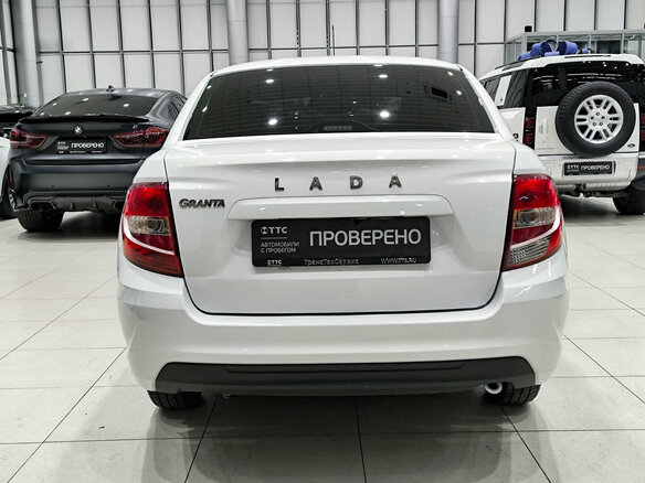 2024 Lada (ВАЗ) Granta I Рестайлинг, белый, 650000 рублей - вид 5