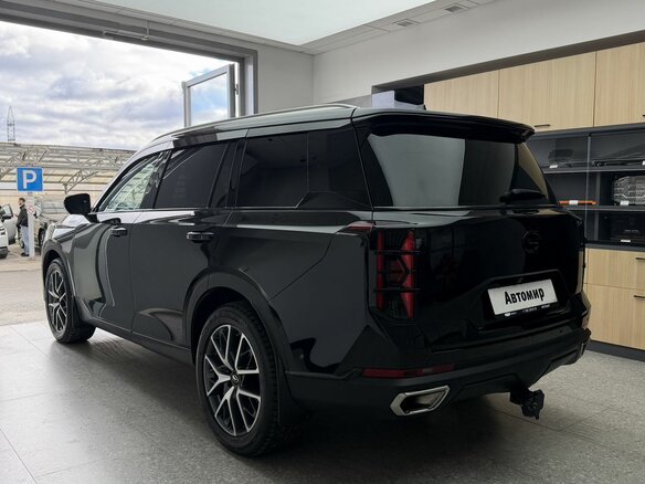 2024 GAC GS8 II, чёрный, 3700000 рублей - вид 2