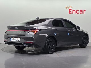 2023 Hyundai Avante VII, чёрный, 1730000 рублей, вид 2