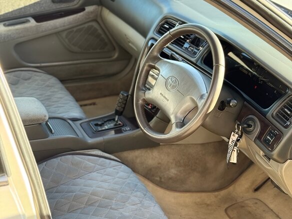 1998 Toyota Cresta V (X100) Рестайлинг, белый, 780000 рублей - вид 9