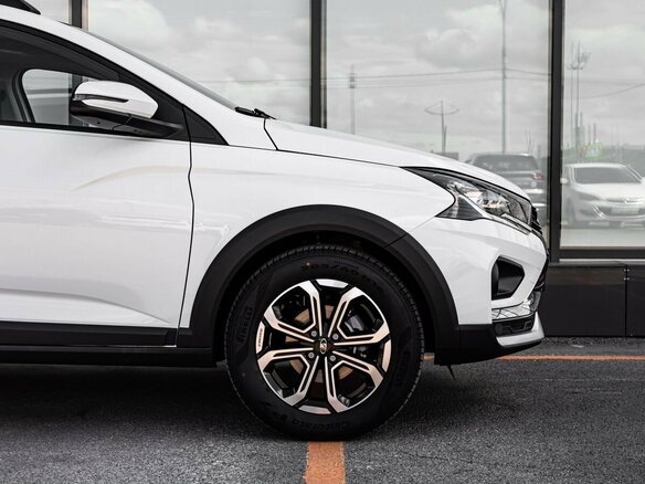 2026 Lada (ВАЗ) Iskra SW Cross, белый, 1747000 рублей - вид 2
