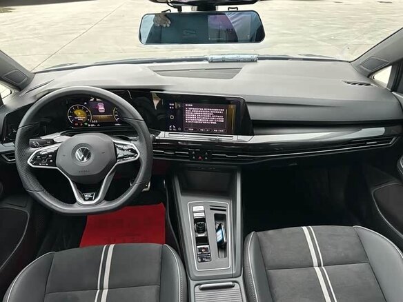 2023 Volkswagen Golf VIII, серый, 1740000 рублей - вид 10