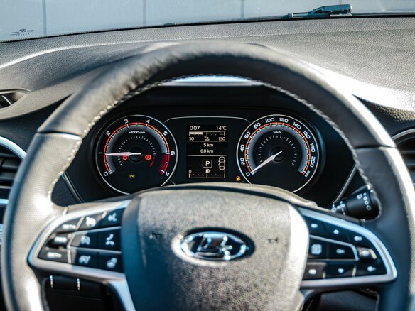 2026 Lada (ВАЗ) Vesta I Рестайлинг (NG), белый, 1785000 рублей - вид 16