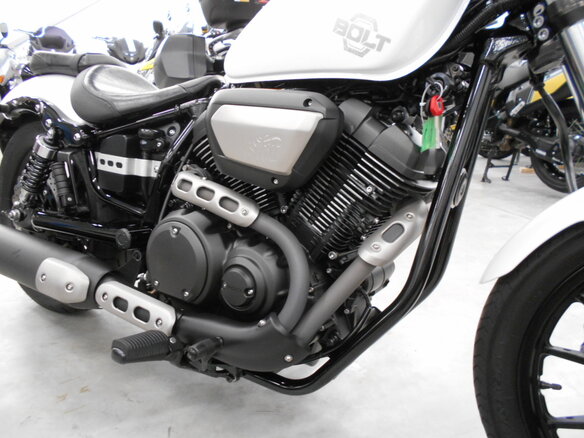 2013 Yamaha XV950 Bolt, белый, 660000 рублей - вид 9