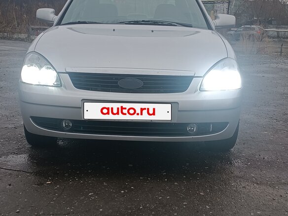 2010 Lada (ВАЗ) Priora Premier I, серебристый, 310000 рублей - вид 2