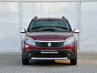 2013 Renault Sandero Stepway I, красный, 780000 рублей, вид 4