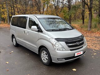 2010 Hyundai Grand Starex I, серый, 945000 рублей, вид 1