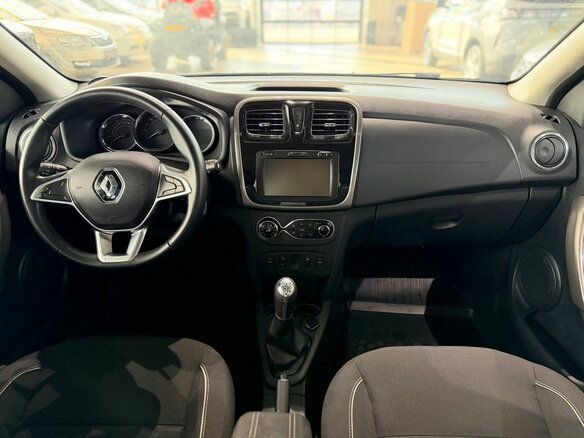 2018 Renault Sandero Stepway II Рестайлинг, коричневый, 1200000 рублей - вид 14