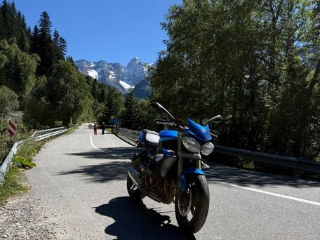 2013 Triumph Street Triple, синий, 550000 рублей, вид 4