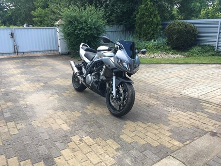 2006 Suzuki SV 1000, серебристый, 350000 рублей, вид 1