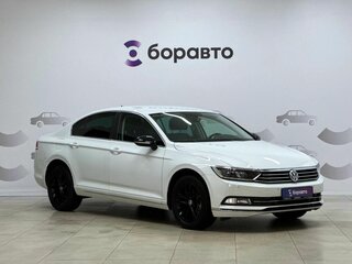 2019 Volkswagen Passat B8, белый, 1900000 рублей, вид 3
