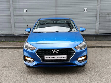 2018 Hyundai Solaris II, синий, 1169000 рублей, вид 2