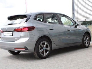 2023 BMW 2 серии Active Tourer 218i U06, серебристый, 3297064 рублей, вид 4