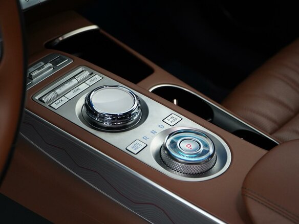 2020 Genesis GV70 I, белый, 4499654 рублей - вид 14