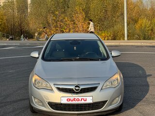 2011 Opel Astra J, серебристый, 380000 рублей, вид 3
