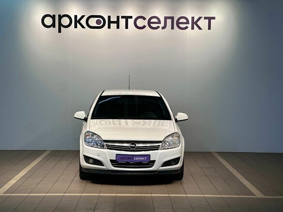2011 Opel Astra H Рестайлинг, белый, 622000 рублей - вид 6