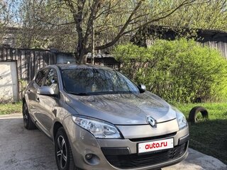 2010 Renault Megane III, бежевый, 760000 рублей, вид 4