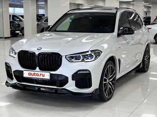 2020 BMW X5 M50d IV (G05/G18), белый, 7800000 рублей, вид 2