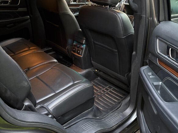 2017 Ford Explorer V Рестайлинг, серый - вид 13