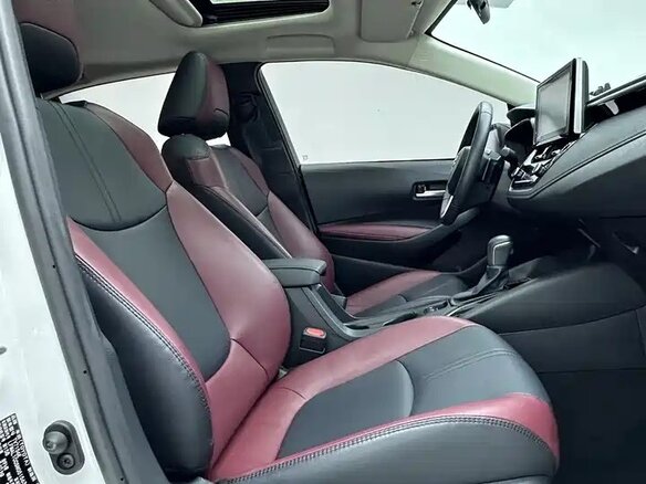 2022 Toyota Corolla XII (E210), белый, 1850000 рублей - вид 4